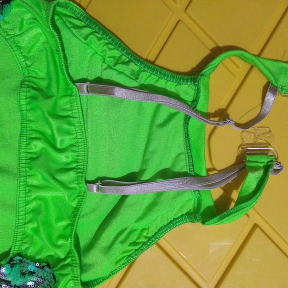 Dress - Picture 6 of 7